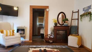 Een televisie en een dvd-speler