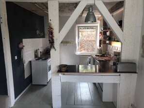 Fridge, microwave, oven, stovetop - 5 minutes from the national park Holiday home for hikers, cyclists, anglers (Lunow-Stolzenhagen)