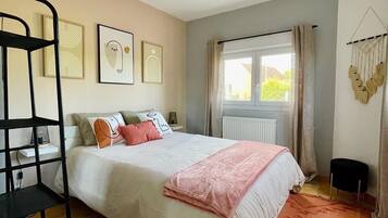 2 Schlafzimmer, Bügeleisen/Bügelbrett, kostenloses WLAN, Bettwäsche