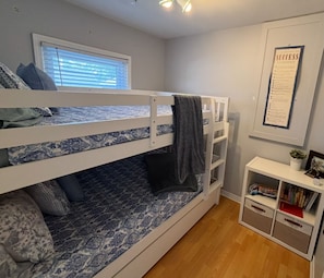 3 habitaciones, tabla de planchar con plancha y wifi gratis