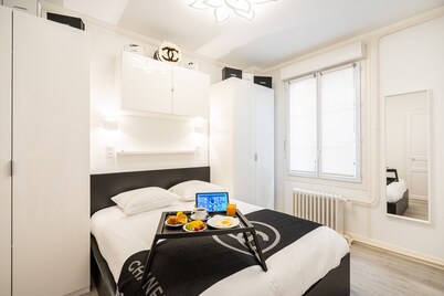 懶❤️ FRENCH TOUCH' CATHEDRAL