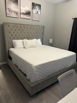 2 habitaciones, tabla de planchar con plancha y wifi gratis