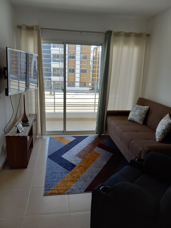 Living area - Brand New Condo Close To  EverythingCurants, Malls,And Shoping. (Santo Domingo Este)