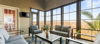 Perfect for Family Reunions & Large Groups! 3 Pools - Games - Golf - Firepit!