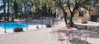 Villa, Mazan, 8 people, 3 bedrooms, swimming pool