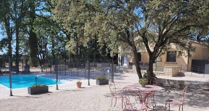 Villa, Mazan, 8 people, 3 bedrooms, swimming pool