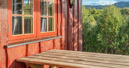 Nice home in Hovden i Setesdalen