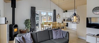 Stunning home in Gråsten with WiFi