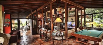 Luxury Private Villa Amazing Views Gated Paradise Starlink Hi-Speed Internet