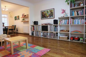 Interior - Two bedroom townhouse 5 minutes to the town centre (St. Neots)