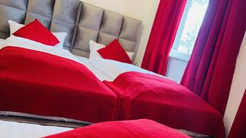 Free WiFi, bed sheets