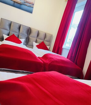 Free WiFi, bed sheets - story Hostel Hamburg (Hamburg)