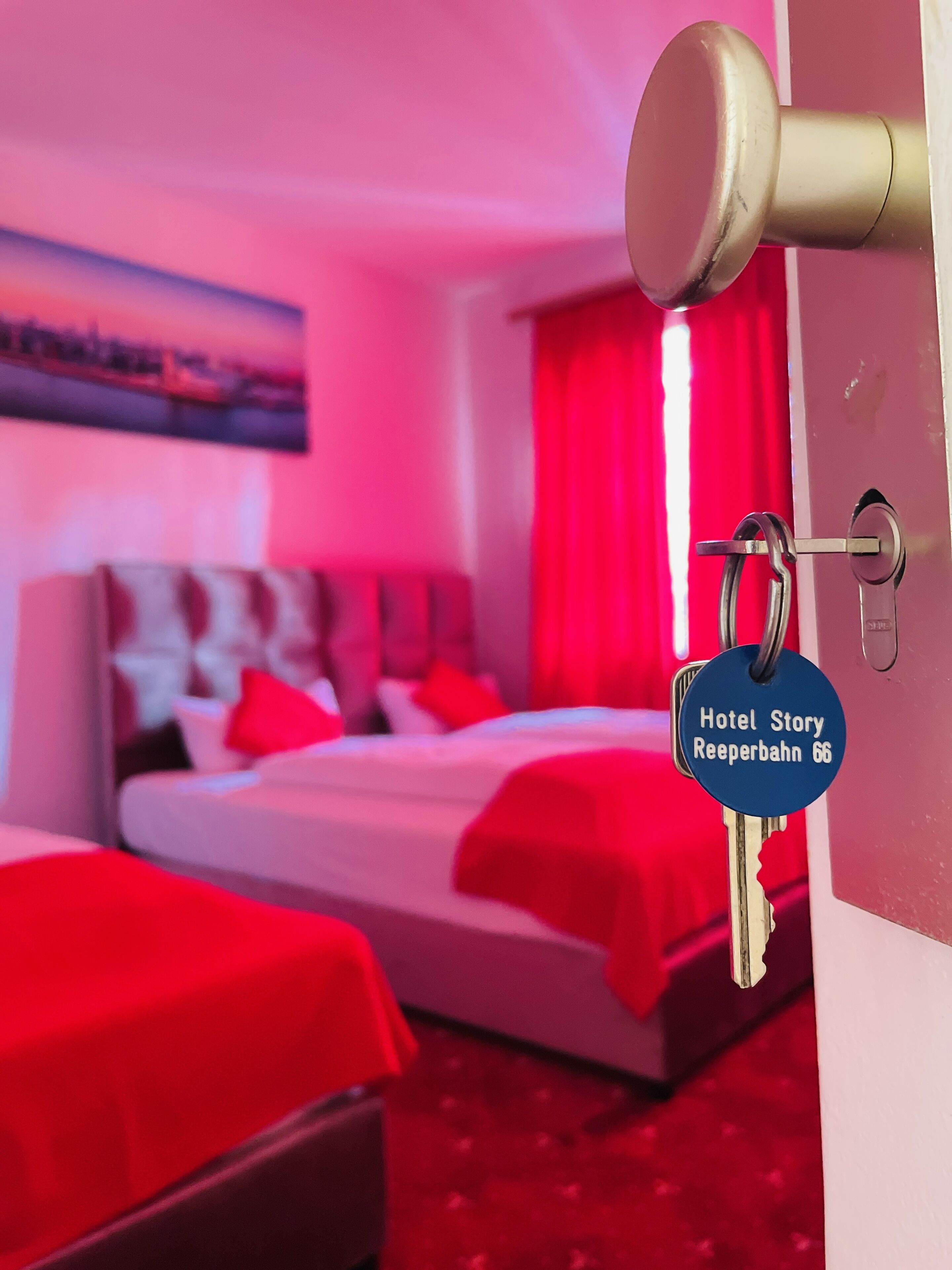 Quarto quádruplo urbano, banheiro compartilhado | Wi-Fi de cortesia, roupa de cama