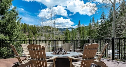 Ski-in Ski-out Iron Horse Studio Condo D