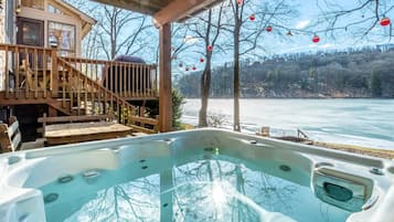 House (5 Bedrooms) | Property amenity