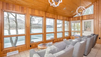 Rumah (5 Bedrooms) | Fasilitas properti