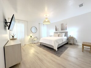 4 Schlafzimmer, Bügeleisen/Bügelbrett, Reisekinderbett, kostenloses WLAN