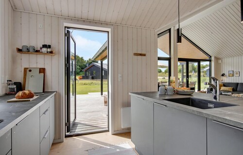 Cozy home in Hørve with WiFi