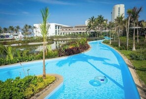 Utomhuspool