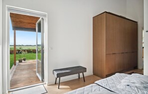 5 chambres, fer et planche à repasser, lit parapluie, Wi-Fi gratuit