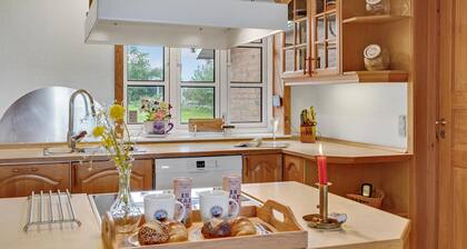 Gorgeous home in Lemvig with WiFi