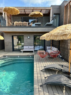 Outdoor pool, a heated pool