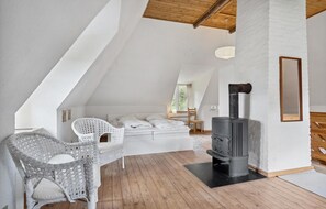 2 bedrooms, free WiFi