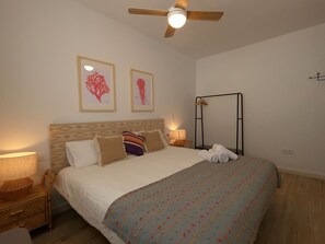 4 bedrooms, in-room safe, iron/ironing board, free WiFi - Villa Muscari Nature 200 meters from the beach 10 pax (Los Caños de Meca)