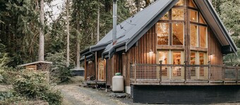 Mt. Baker Rim Cabin #79 - Hot Tub - WiFi - Pets Ok