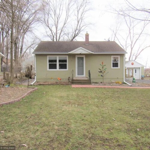 Cozy 2 Bedroom close to Cannon Valley Trail