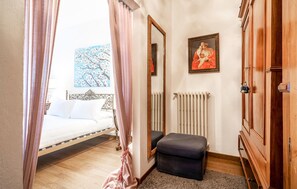 2 Schlafzimmer, Reisekinderbett, kostenloses WLAN