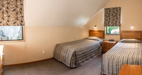 WANAKA luxury family resort