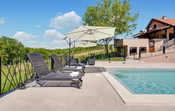 Pool - 2 bedroom cozy home in Kobasicari (Kobasicari)