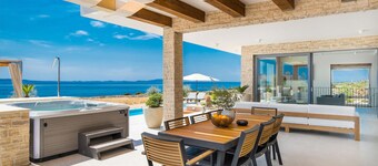 Gorgeous home in Novalja with sauna