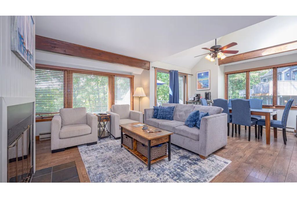 Spring Bloom, Relaxation and Game Room! Close to all Galena has to offer!