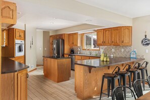 Fridge, microwave, oven, stovetop - Total Seclusion! Hot tub,  Traverse City downtown 10 min, Booking for summer!  (Traverse City)