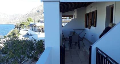 Apartment - Sleeps 5 - Parking - Private Terrace