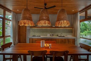 Dining - Diamond Beach Villas 4 (Bali)