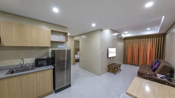 Quarto família | Área de estar | TV LED 42 polegadas com canais a cabo, TV