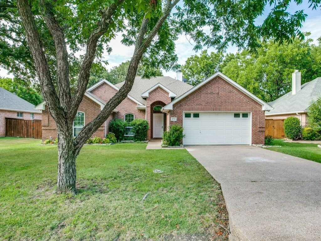 Corporate Rental just 15 minutes from DFW Airport