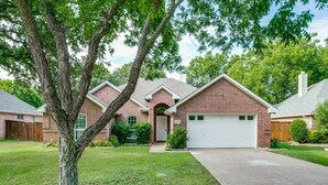 Unclassified image, 3 of 24, button - Corporate Rental just 15 minutes from DFW Airport (Flower Mound)