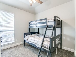 3 chambres, Wi-Fi gratuit, draps fournis