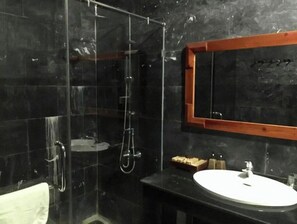 Duschwanne, Bidet