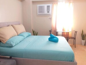 1 bedroom, free WiFi, bed sheets