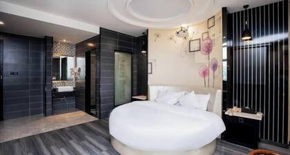 Qingmu Hotel (Jiangyan Renmin Middle Road Branch)