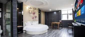Qingmu Hotel (Jiangyan Renmin Middle Road Branch)