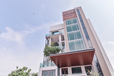 Front of property. MAYUU AYUTTHAYA HOTEL