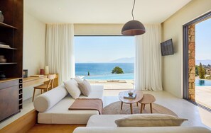 The Villa | Oppholdsområde | En 30-tommers Flatskjerm-TV med kabel-kanaler