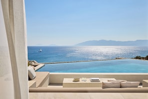 The Villa | Utsikt mot strand/hav