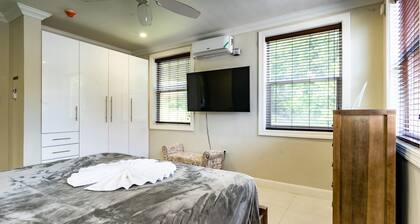 Partial Ocean View Luxury Apartment, Amenities, and Private Chef